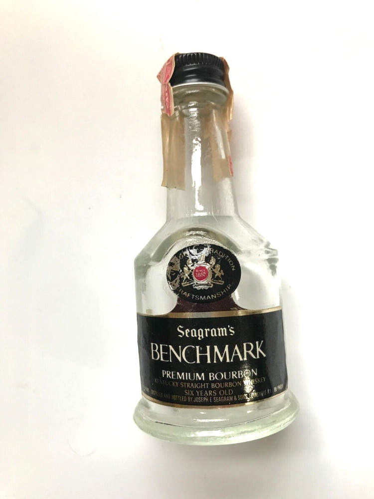 BENCHMARK BOURBON MINI BOTTLE EMPTY TO COMPLY WITH EBAY RULES