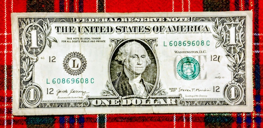 (3) FLIPPER FANCY SERIAL NUMBER $1 NOTES!!! 2 BOOKEND AND REPEATING!!! Error!