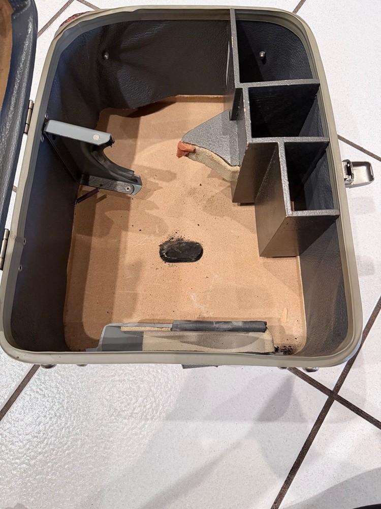 Antique Leitz Wetzlar Binocular Microscope with Case and Original Power Source,