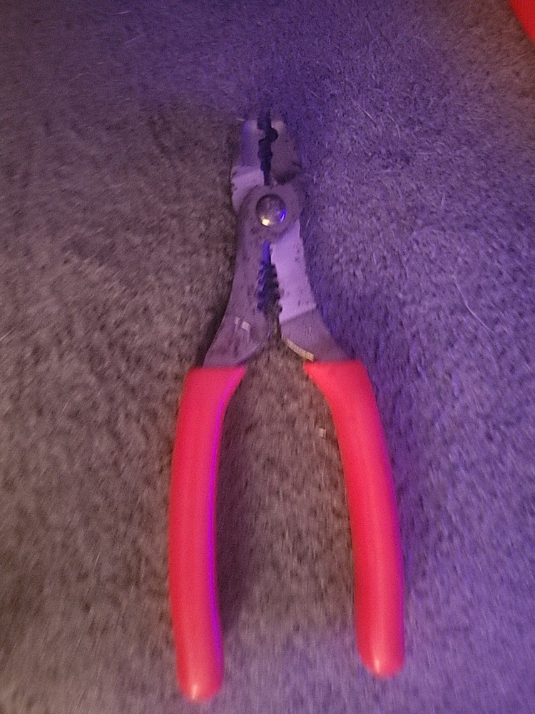 Snap-on Tools PWCS7ACF 7" long RED Wire Stripper Crimper Cutter