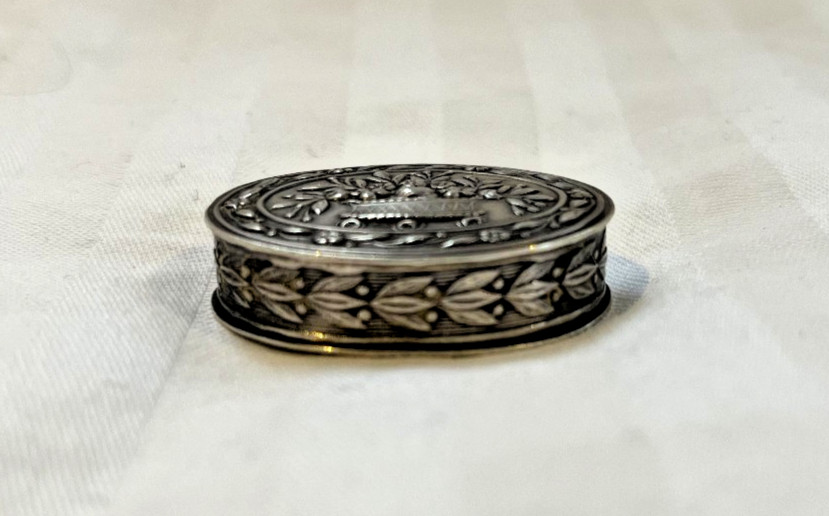 Antique Elaborate 800 Silver Small Flowers Box - Beautiful