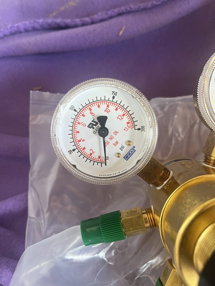 tescom regulator With Gauges Model 44-3413s24-509