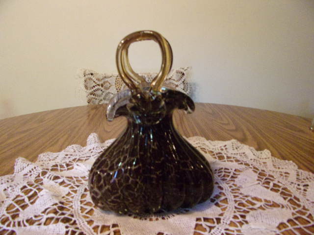 MELON RIBBED GLASS PURSE BASKET