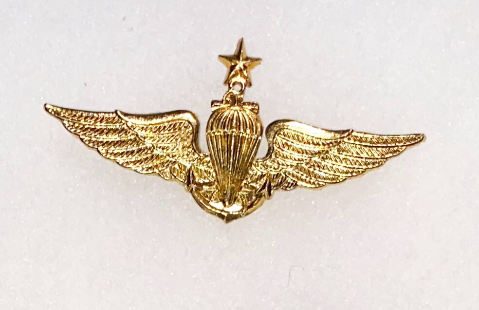 Ecuador Marine Senior Airborne Wing Badge