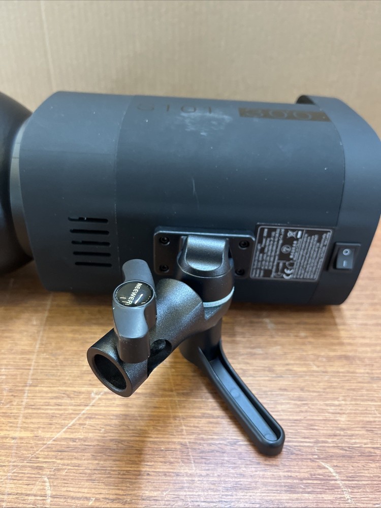 NEEWER LED Video Light S101