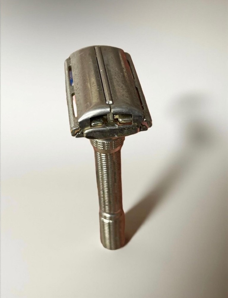 1960s Gillette Adjustable TTO Razor