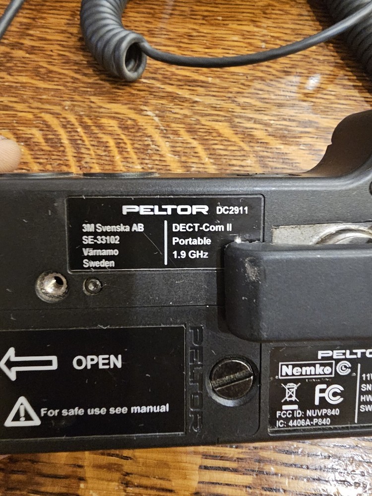 3M Peltor DECT-Com II Intercom System Base Unit With 3 Additional Radios