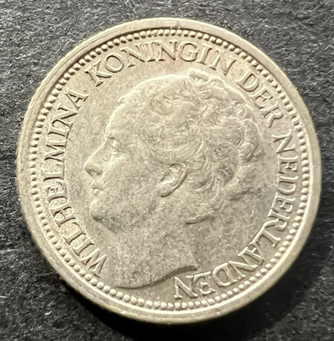1938 Netherlands 10 Cents Silver Coin