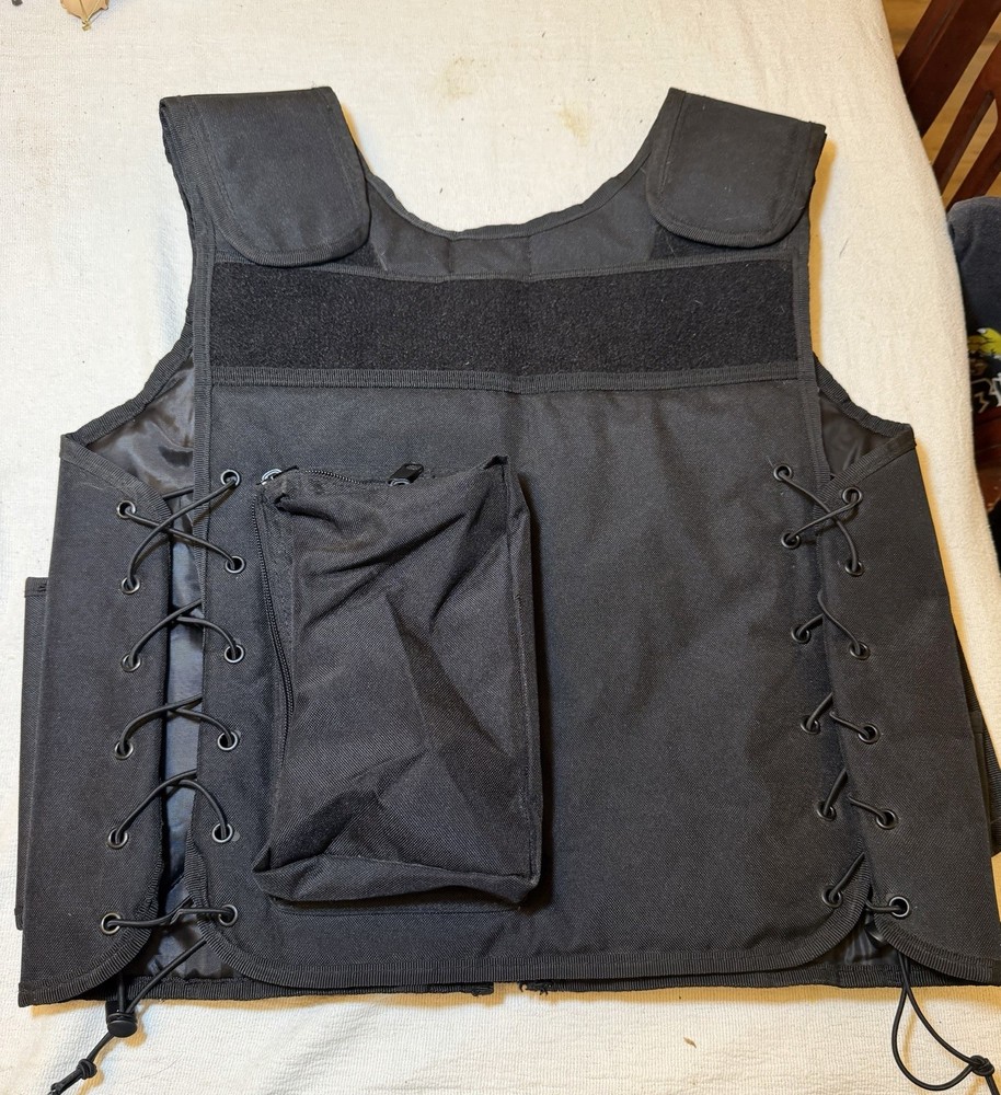Men’s Tactical Vest- One size