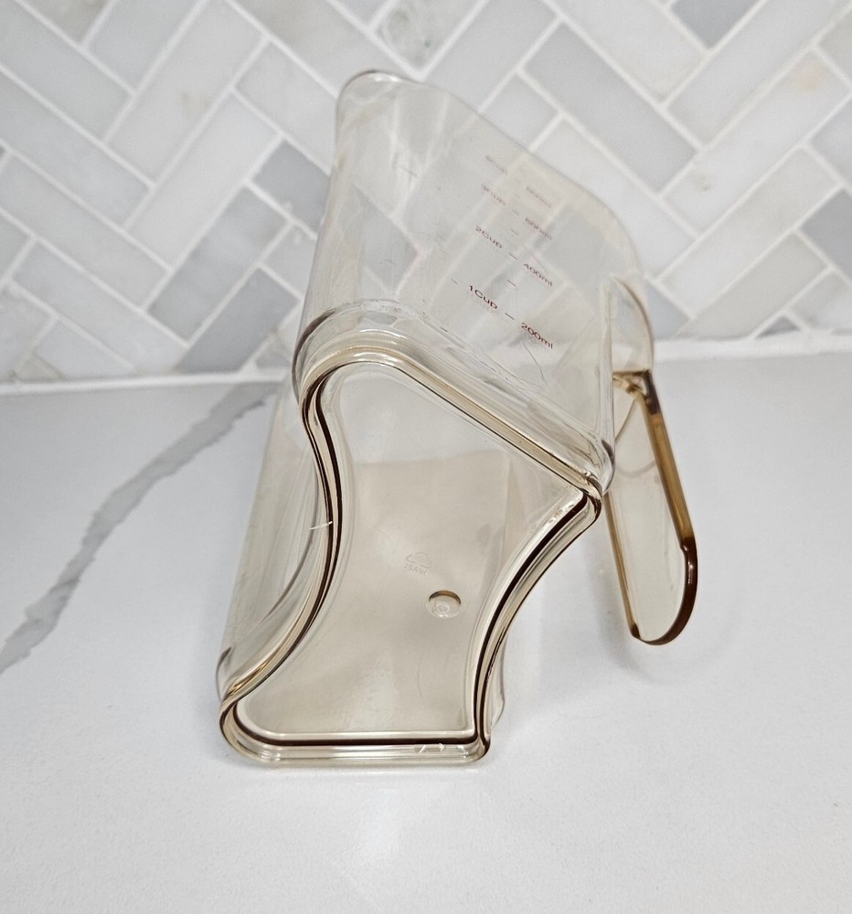 Omega Masticating Juicer Replacement Juice Pitcher for VRT350 Very Nice