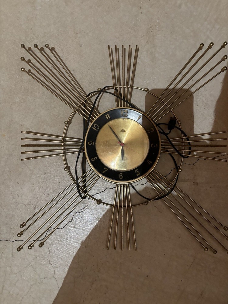 Mid Century Modern Lux Sunburst Clock
