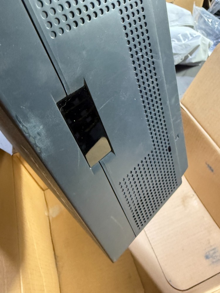 Polaroid 240 LCD Projector no remote or cables