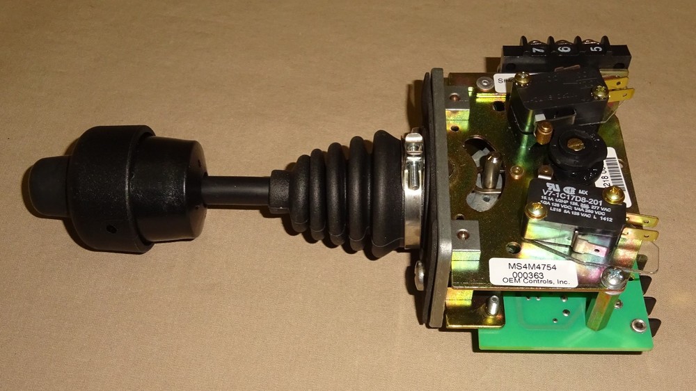 OEM Controls Inc. MS4M4754 Joystick Single Axis Control NEW