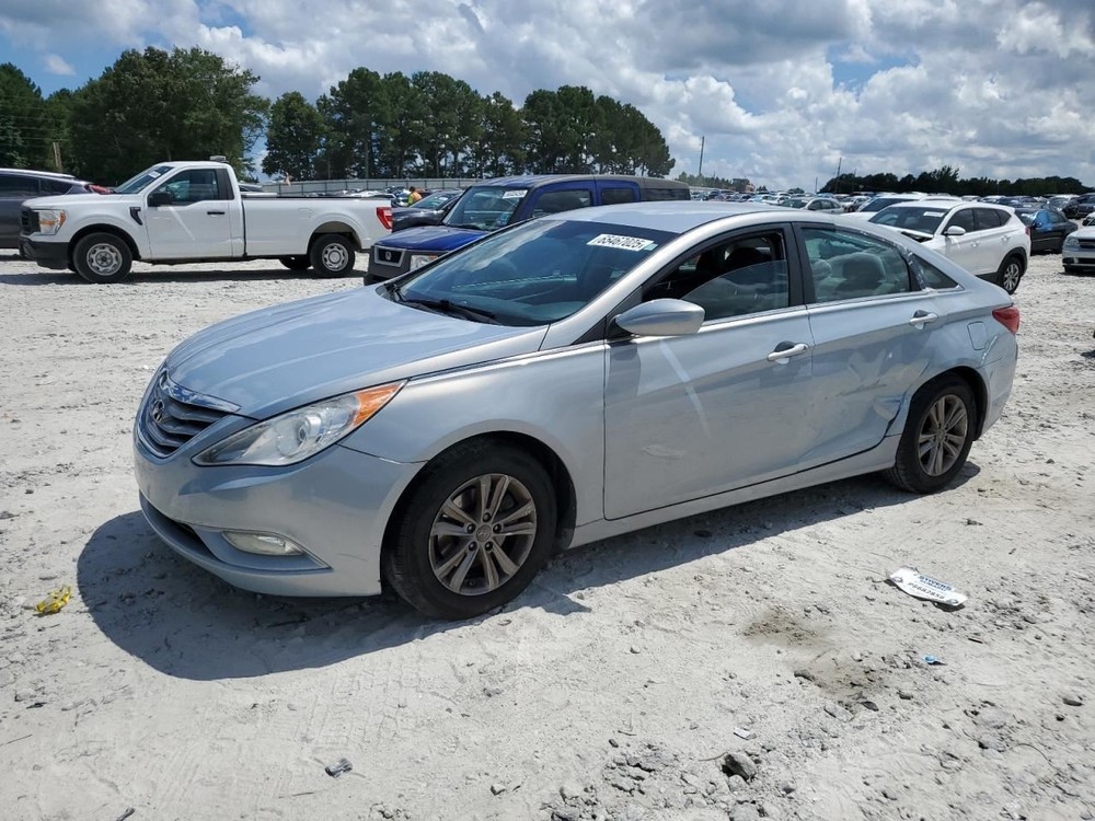 SONATA    2013 Glove Box 4747335