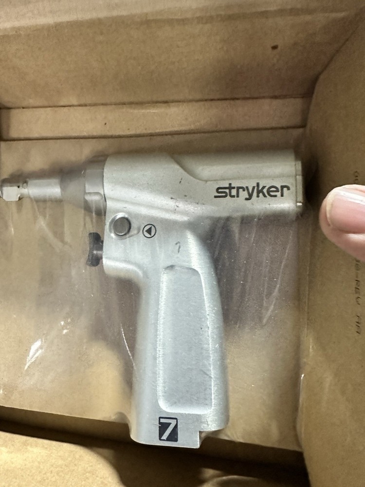 Stryker System 7 Surgical Handpiece Silver Model #7