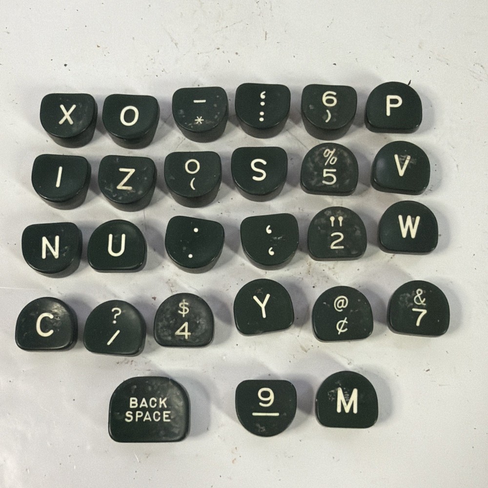 1950's Royal Typewriter green plastic key - One Replacement Typewriter Key