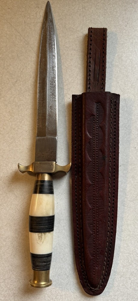 Unmarked Dagger With Leather Sheath