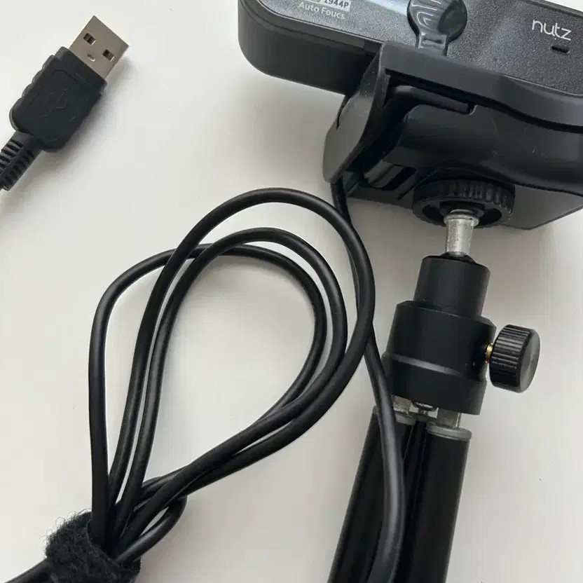 Nuts QHD1944p Minimal Usage Electronic Part