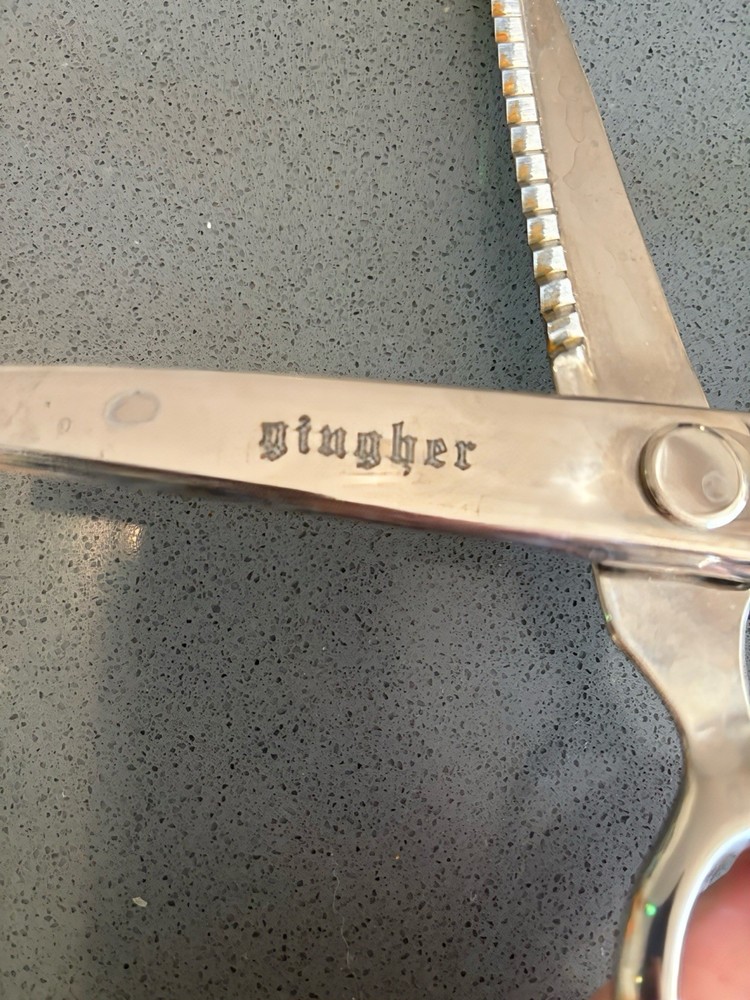 I rage Gingher Pinking Sheets Made In Italy Heavy