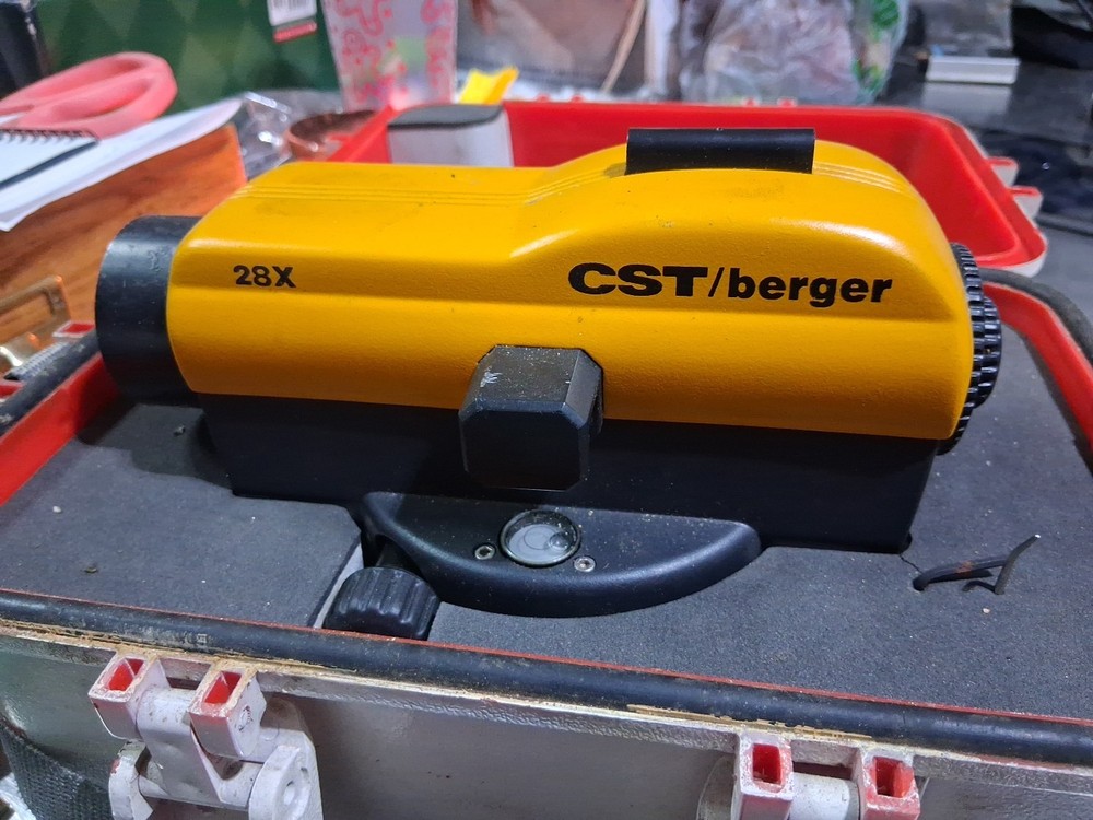 CST/Berger 28X Automatic Level Used