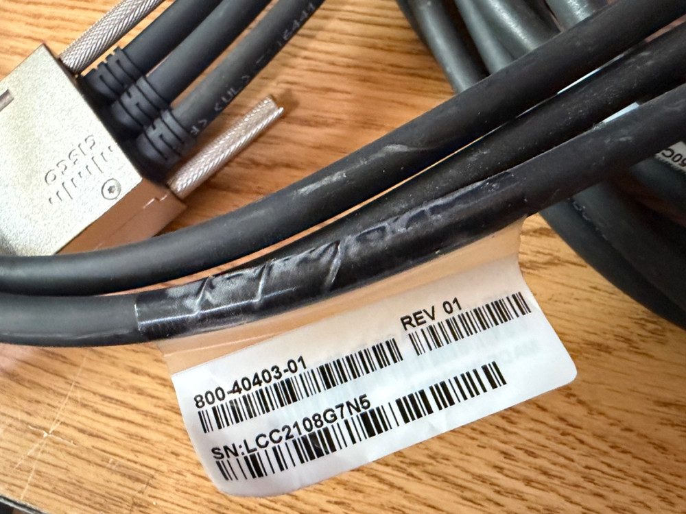 Lot of 8 Cisco StackWise STACK-T1-50CM Stacking Cables, 800-40403-01
