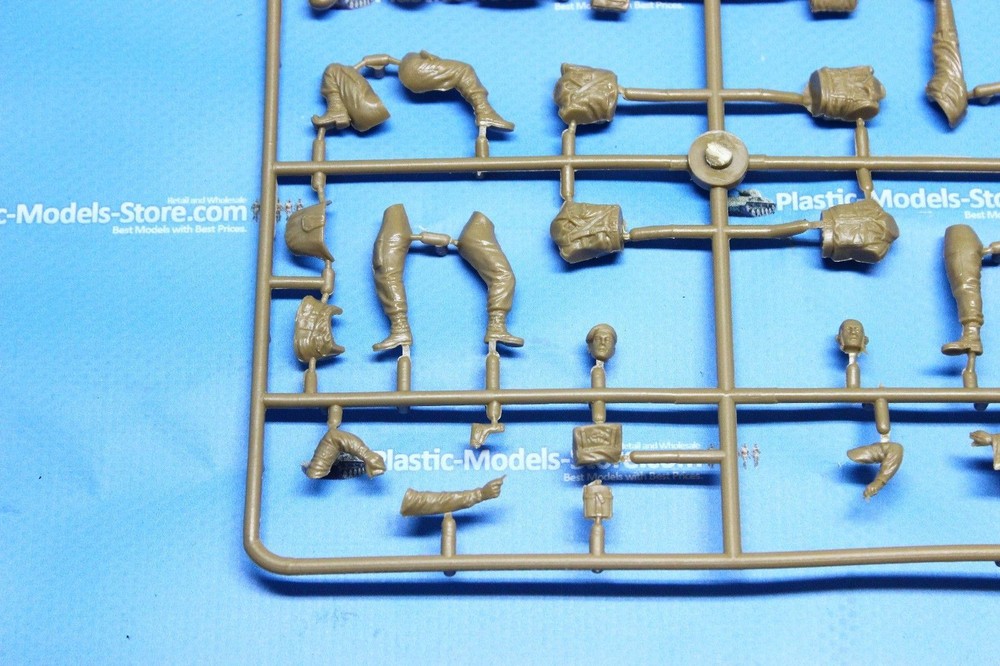 Master Box 3534 British paratroopers, 1944. Kit 2 1/35 scale