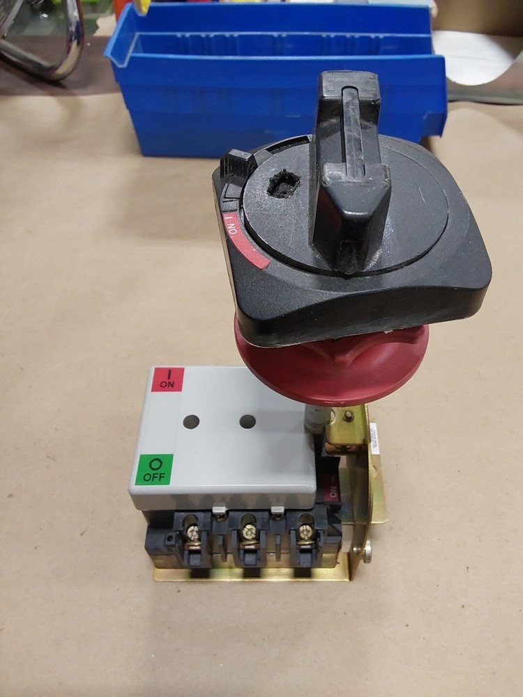 ALLEN BRADLEY 194RF-NN030 SER A (USED)