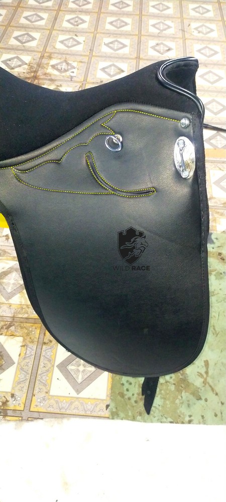 Endurance saddle / Black Synthetic Saddle/ jumping saddle