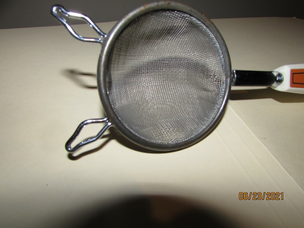 mcm kitchen sifter sieve plastic handle 10" x 2-3/4"