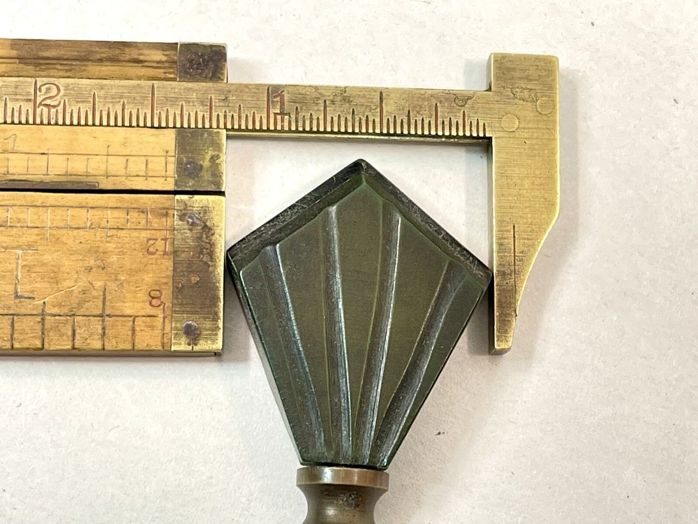 4 Antique Art Deco Dark Green Bakelite Keystone Drop Handle Drawer Pulls