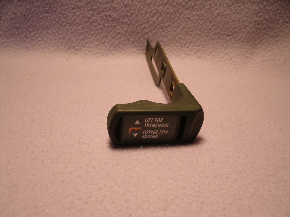 Black & Decker LE750 Edger Depth Lever Assy