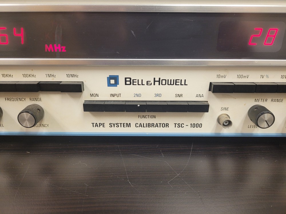 Bell & Howell Tape System Calibrator TSC 1000 Test Function Generator Tested