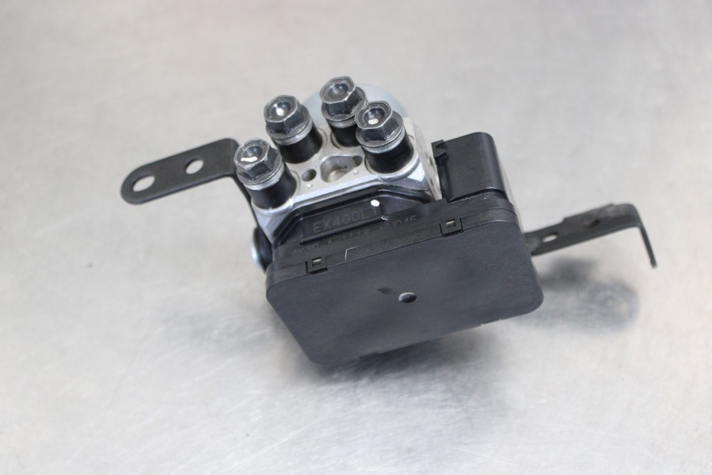 24-26 KAWASAKI Z500 ABS ABS PUMP UNIT MODULE