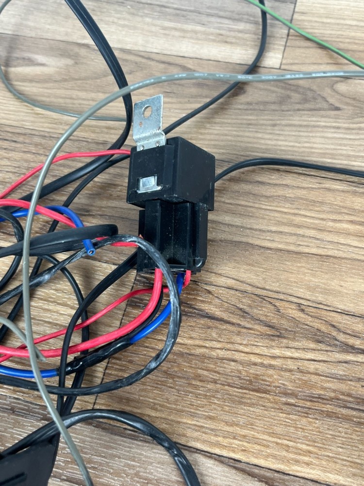 ASTROFLEX Model 800 Remote Control Engine Starter #392-127-104-00