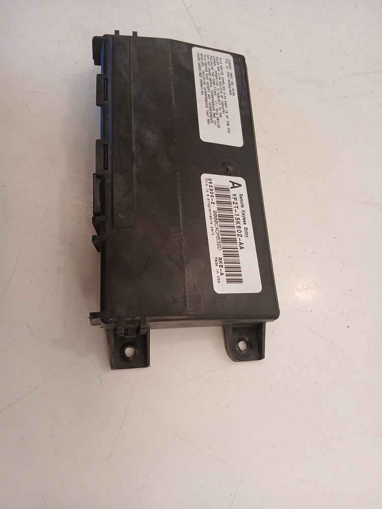 2000 Ford Windstar Keyless Theft Locking Control Module