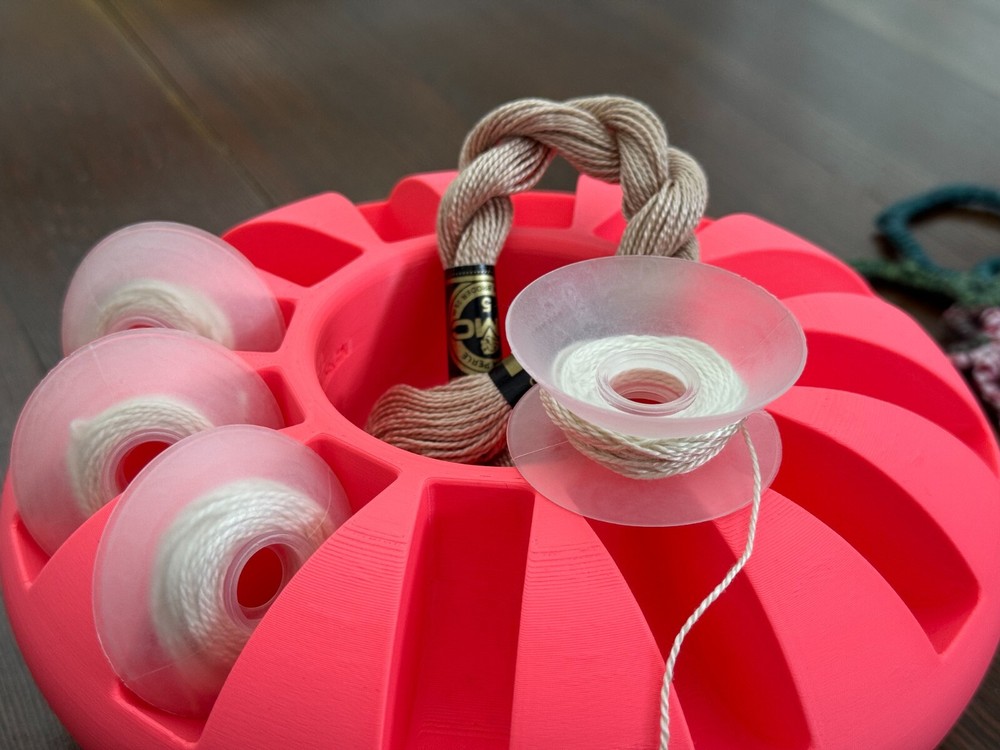 BobbinShip S12 - 3D Printed Thread Bobbin Caddy