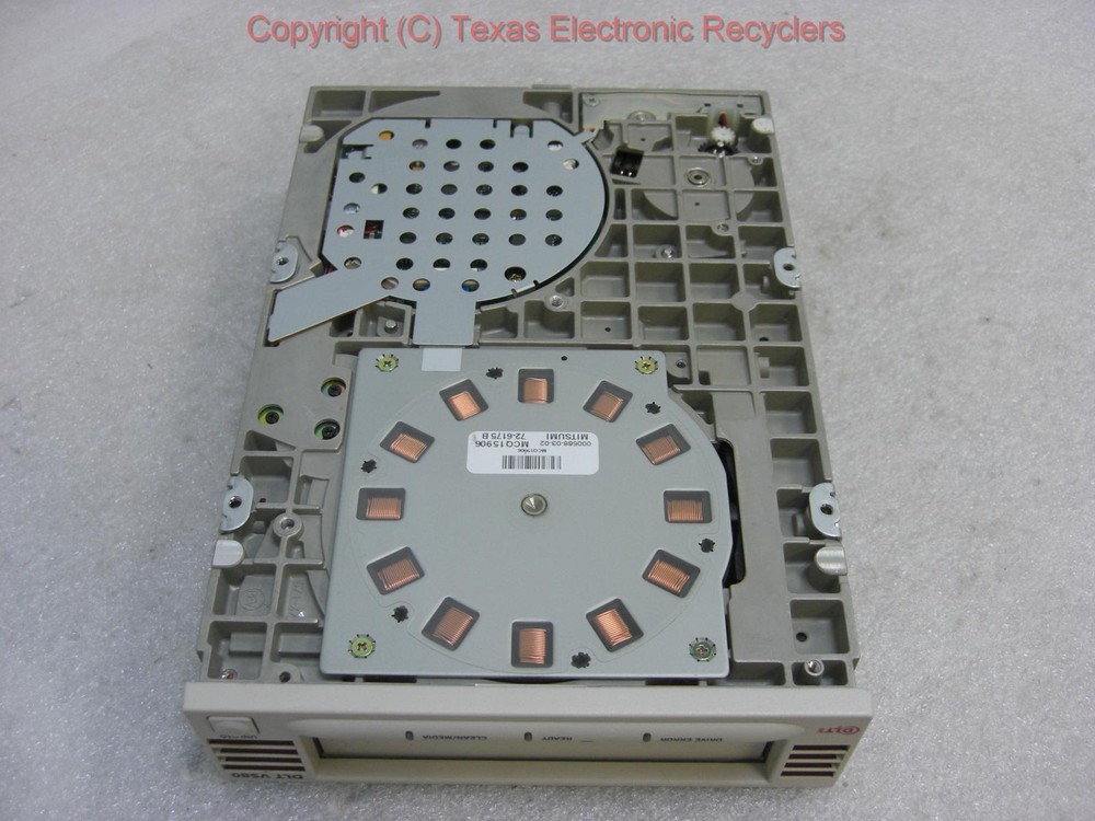 Quantum DLT VS80 bhhaa-ya external tape drive
