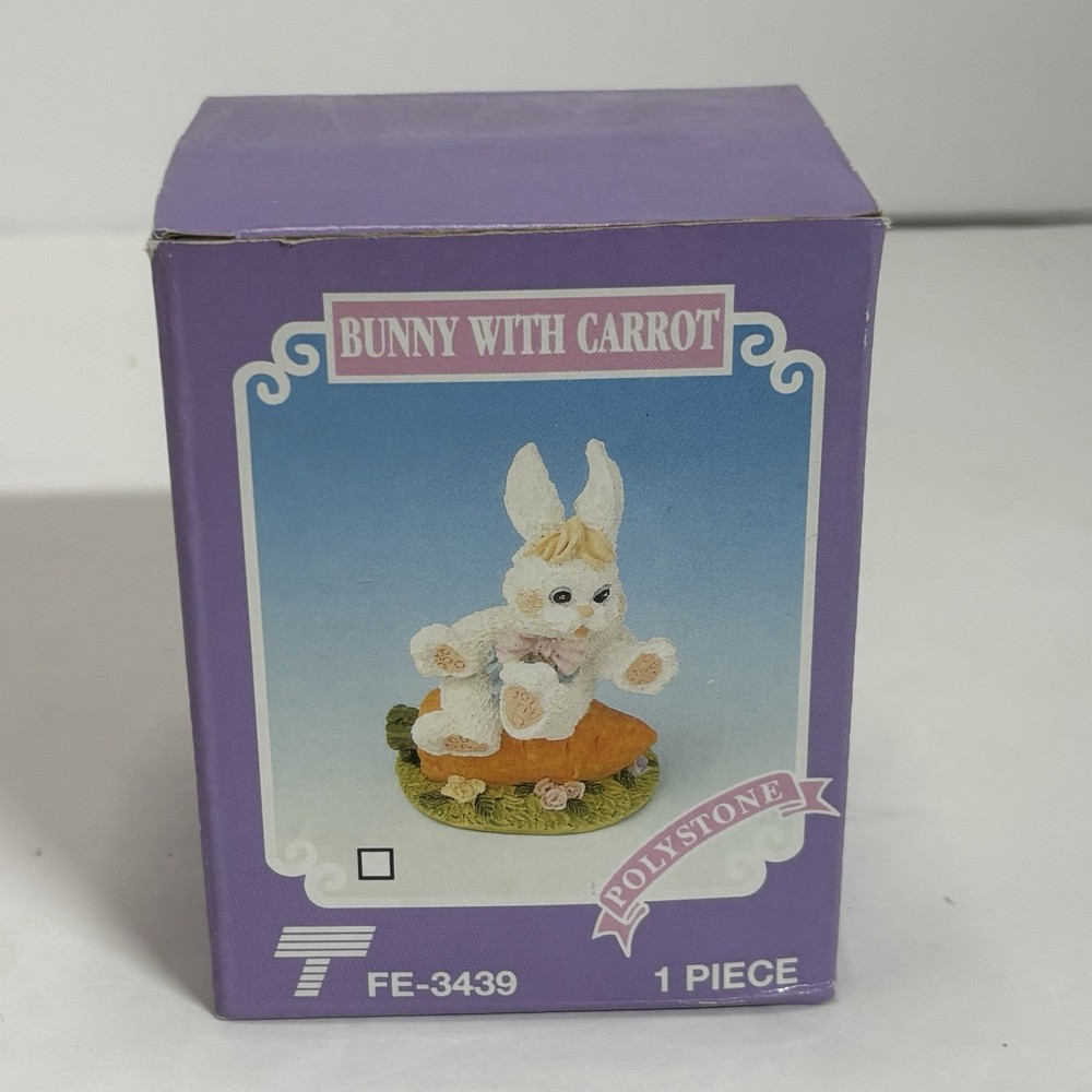 Vtg Trippie’s Inc Bunny With Carrot Easter Polystone Boxed