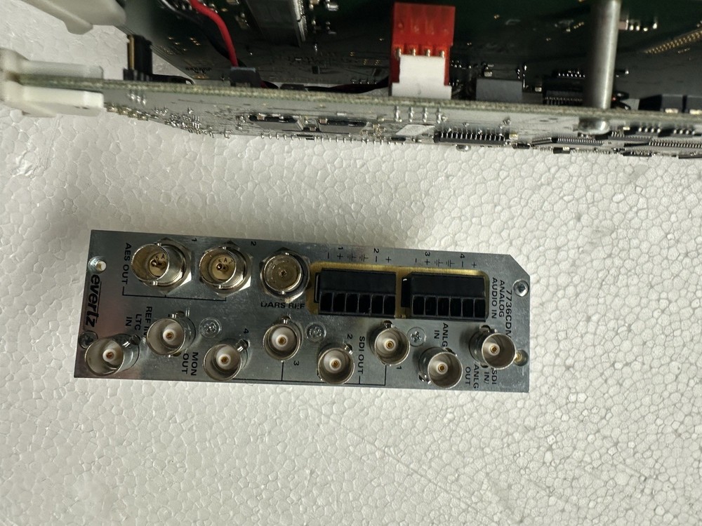 Evertz 7736CDM-A4 composite analog To Digital SDI video Deccoder w backplane