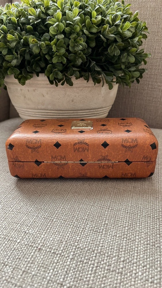 NEW!! MCM MONOGRAM SUNGLASSES HARD CASE WITH CLOTH