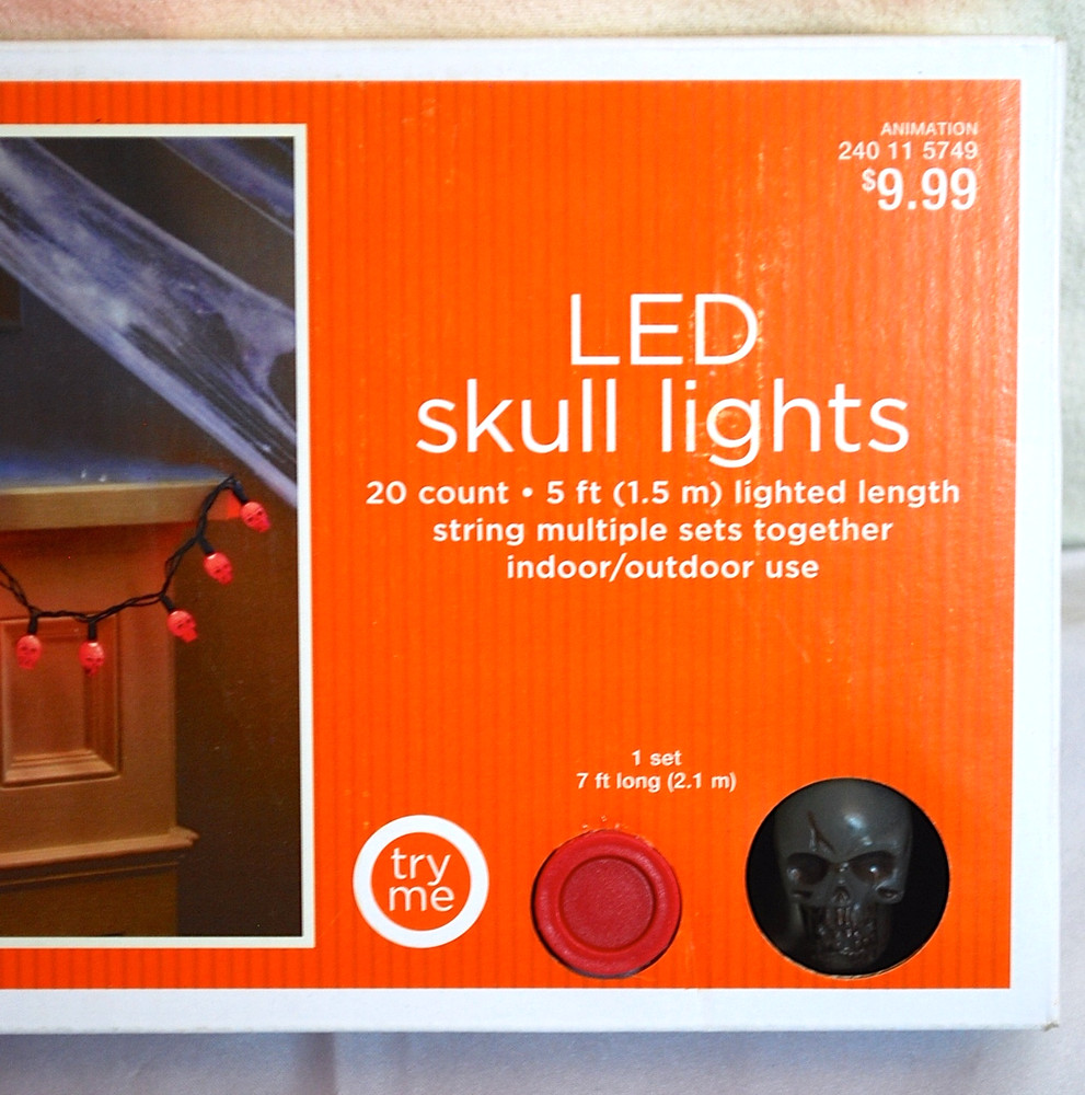 LED Skull Lights 20 count lights/skulls  5ft lighted length  NEW