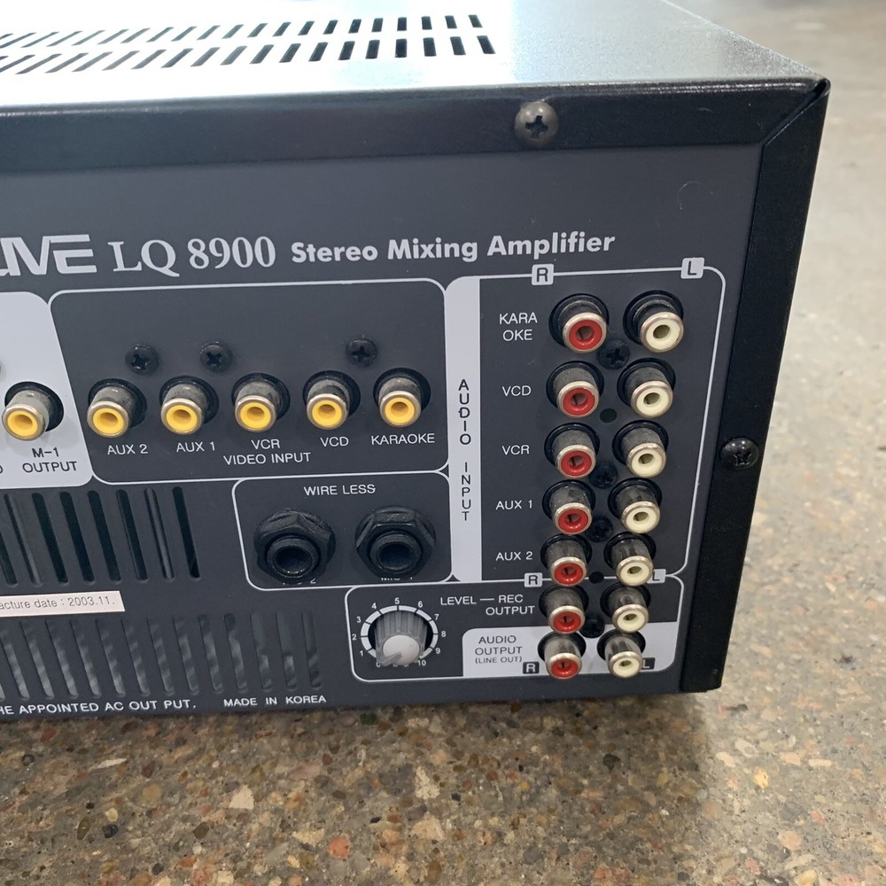 Live LQ 8900 Stereo Graphic Equalizer System RARE Turns On