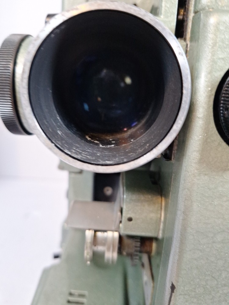 Stunning Vintage SIEMENS 2000 16mm (Untested) Read Discription