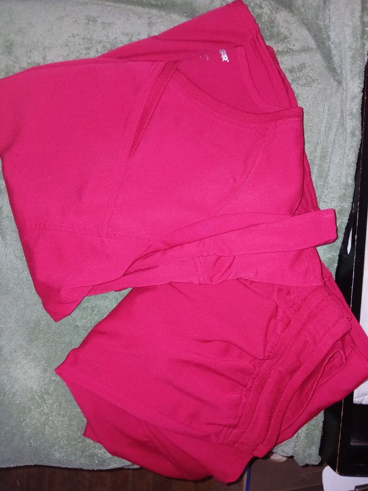 Women's Red Scrubstar Scrub Set size Large