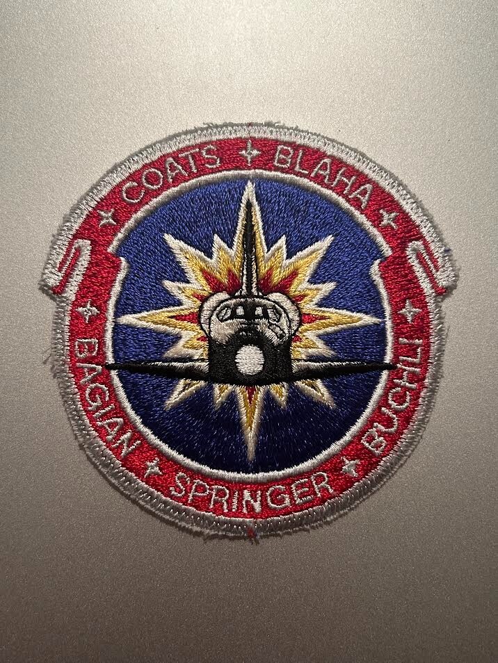 NASA Space Shuttle Discovery STS-29 Mission Patch TDRS Satellite
