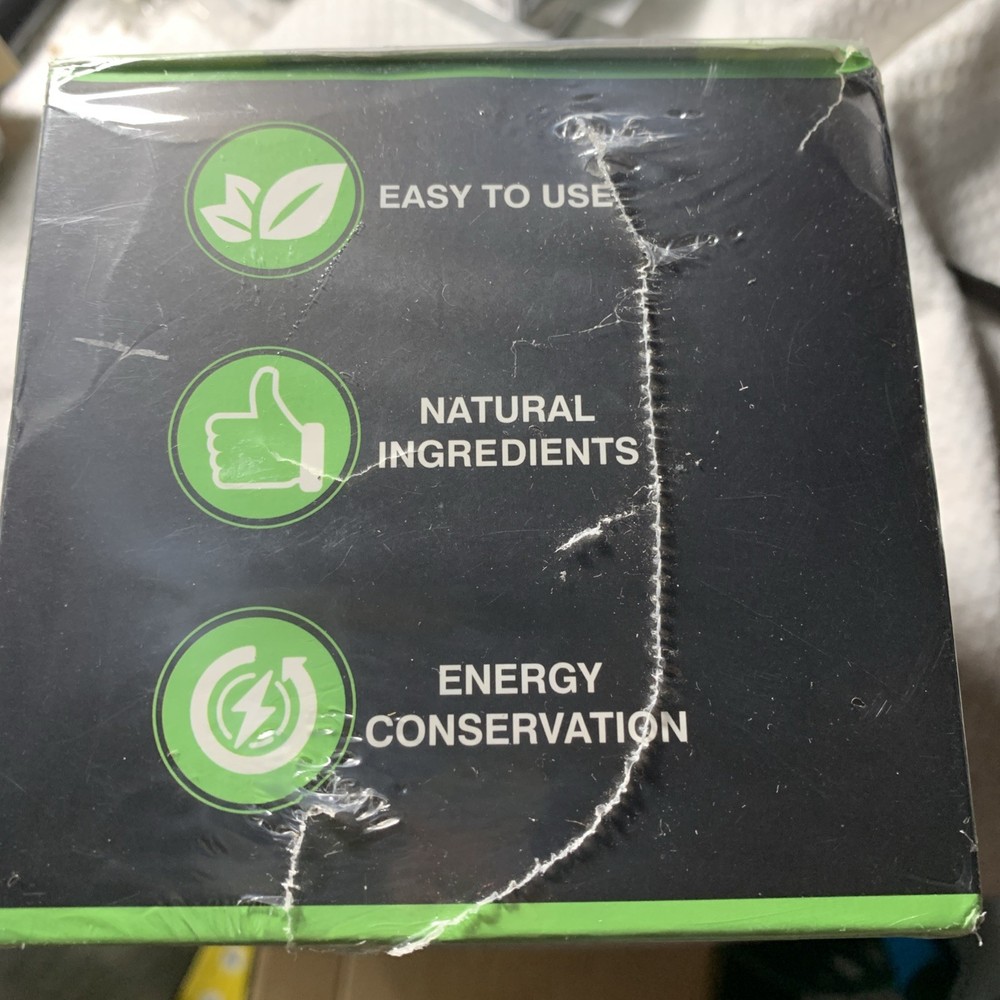 Dog Calming Pheromone Diffuser Kit for Dog Anxiety / 2 Diffusers & 4 Refills ￼