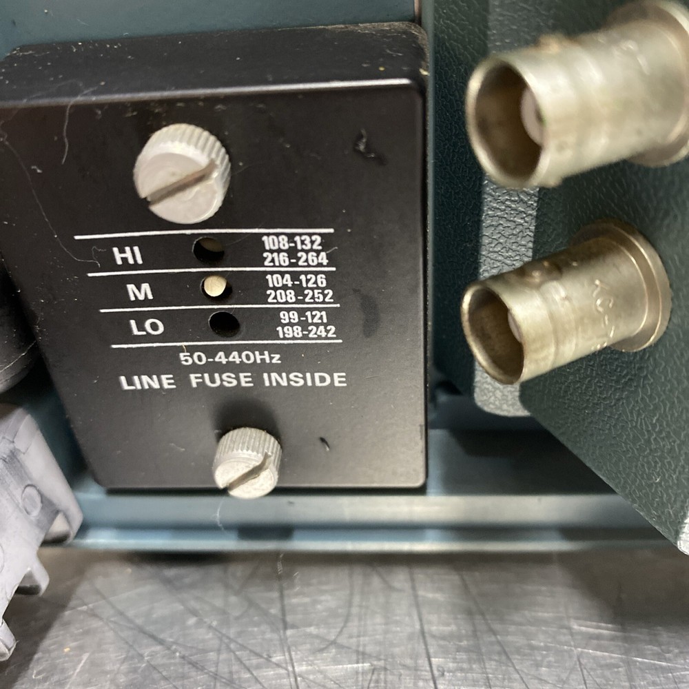 Tektronix 465 Oscilloscope