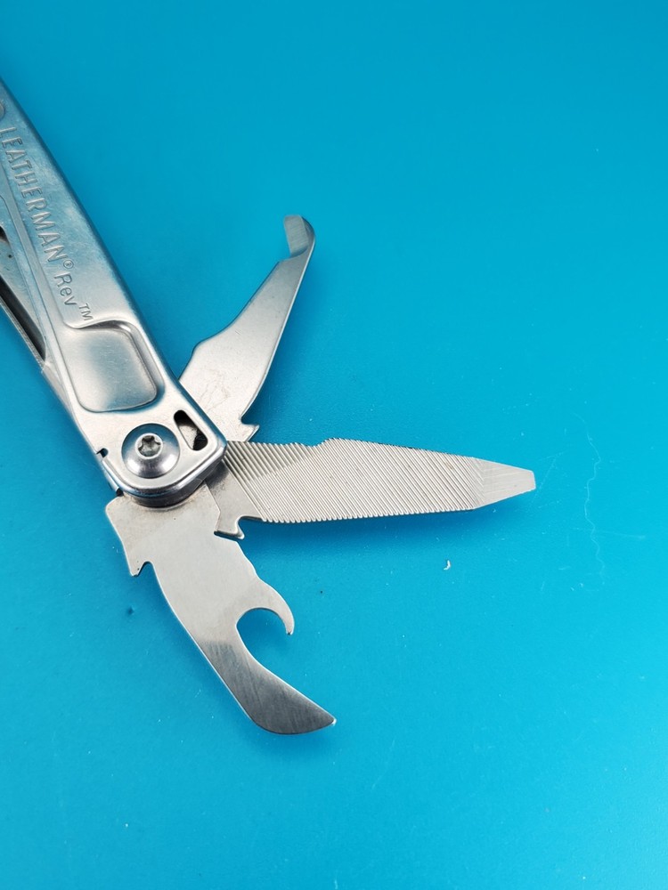 Leatherman Rev 3.8" Multi-Tool, Stainless!