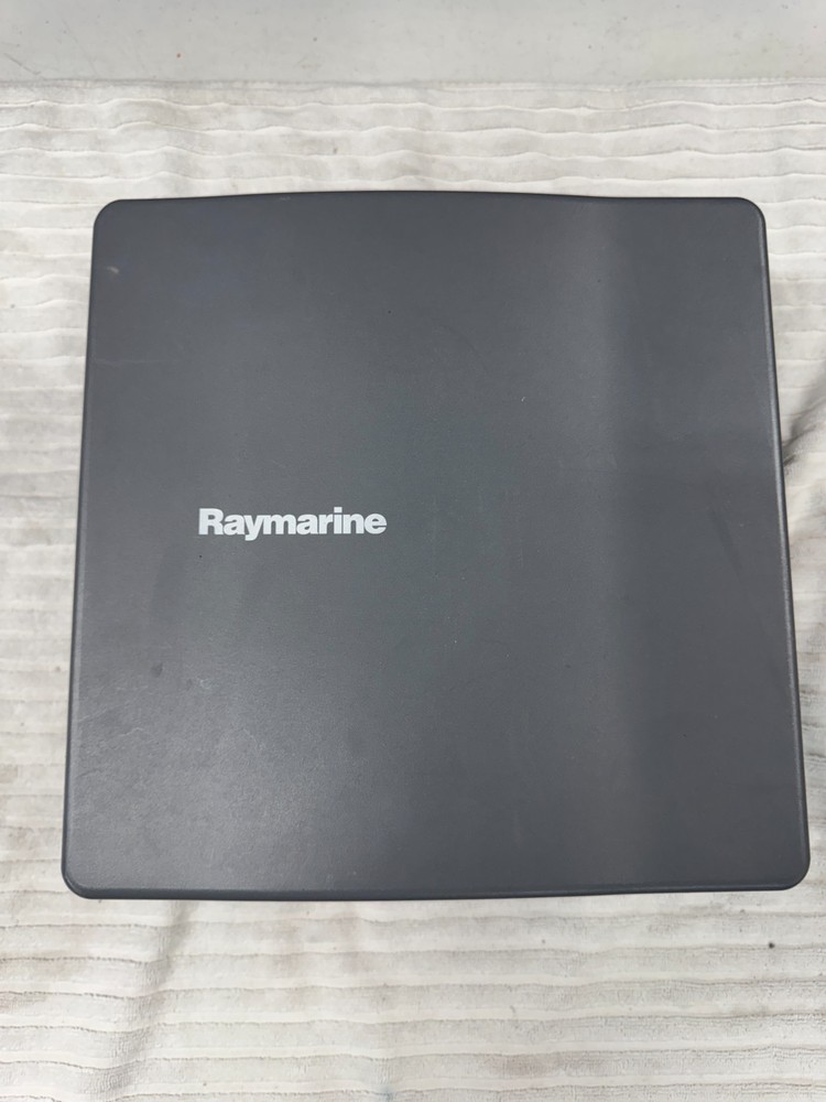 Raymarine RL80C PLUS PATHFINDER Radar Display Unit MFD E52038 See Description