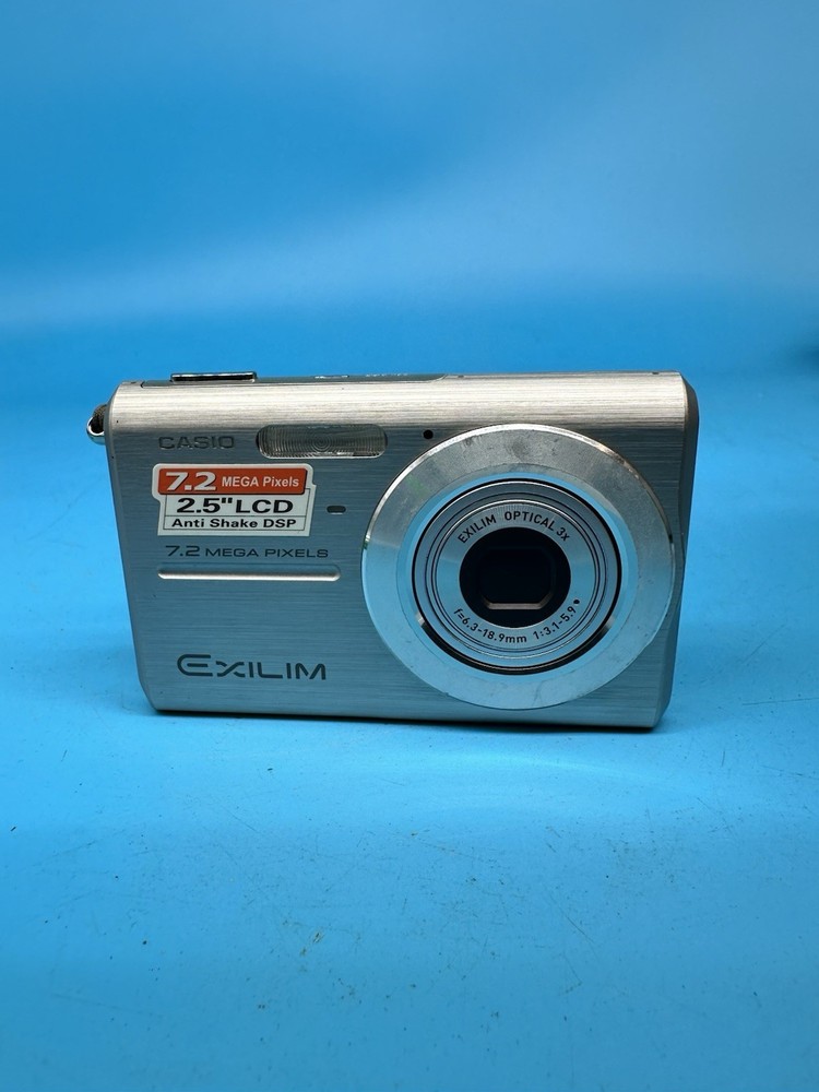 casio exilim EX-Z7 7.2MP digital camera, Silver - Tested